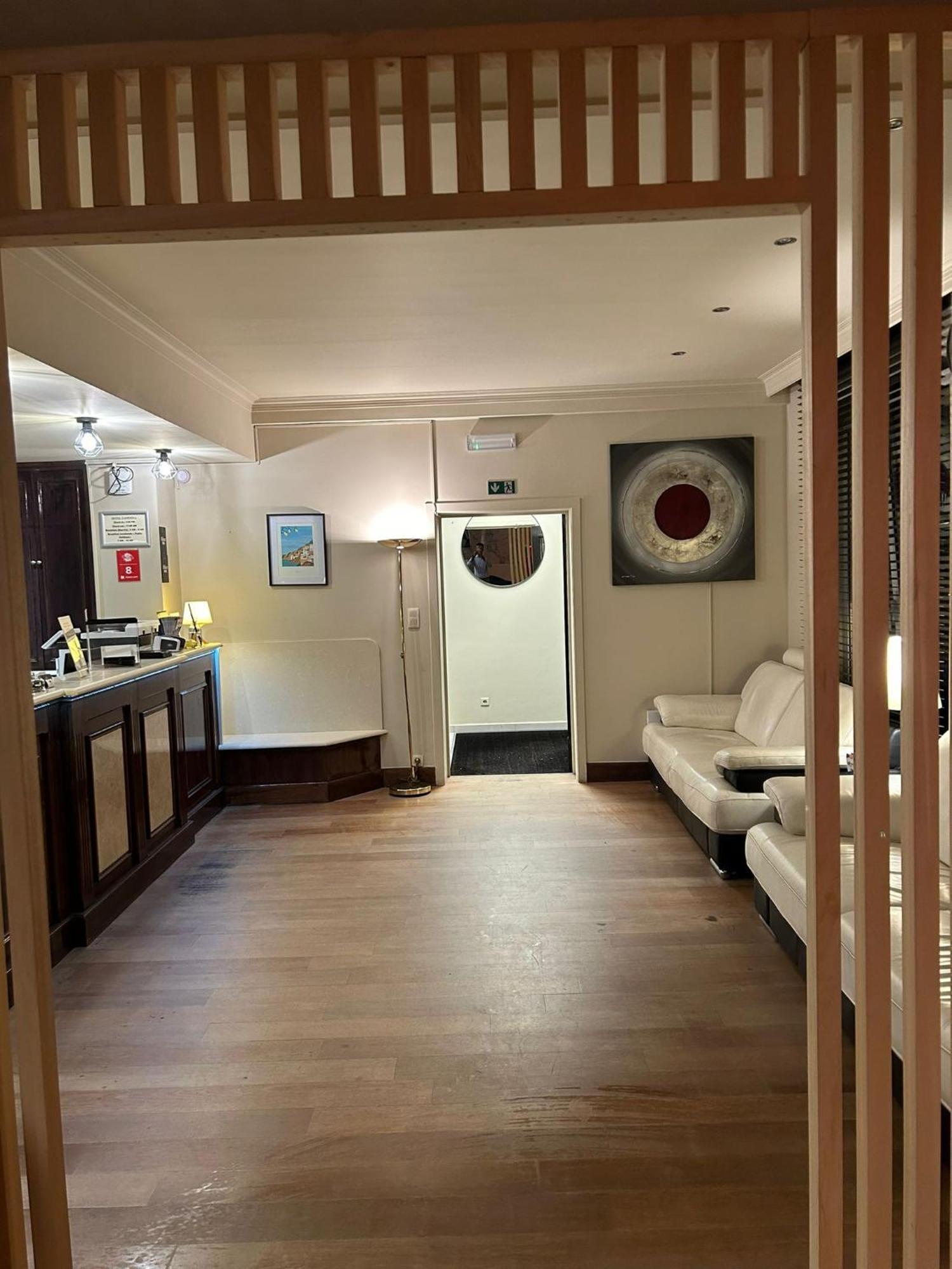 Hotel Taormina Brussels Airport 3*
